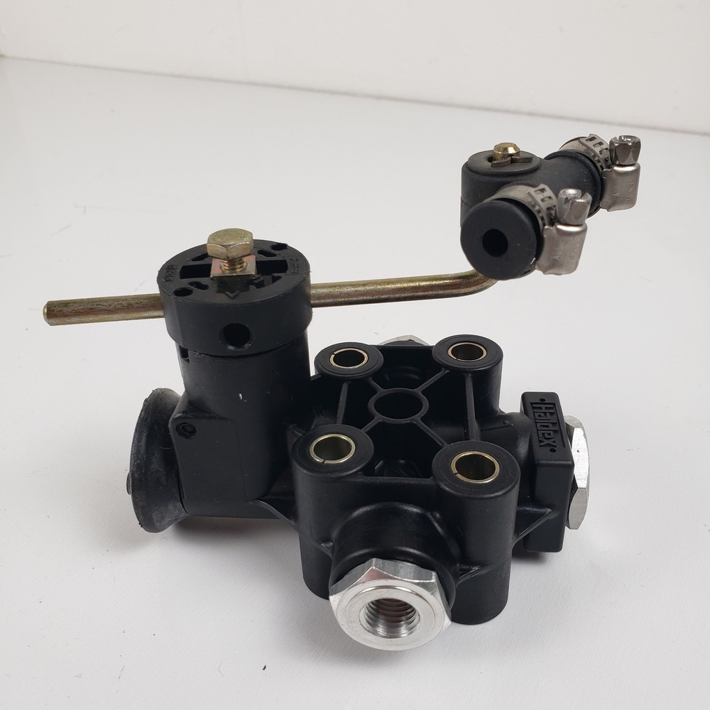 Haldex 612036051 Height Control Valve Leveling Valve Made in Germany 9520880‎
